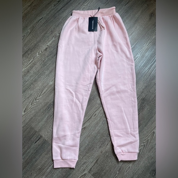 Prettylittething sweater & joggers - Picture 2 of 2